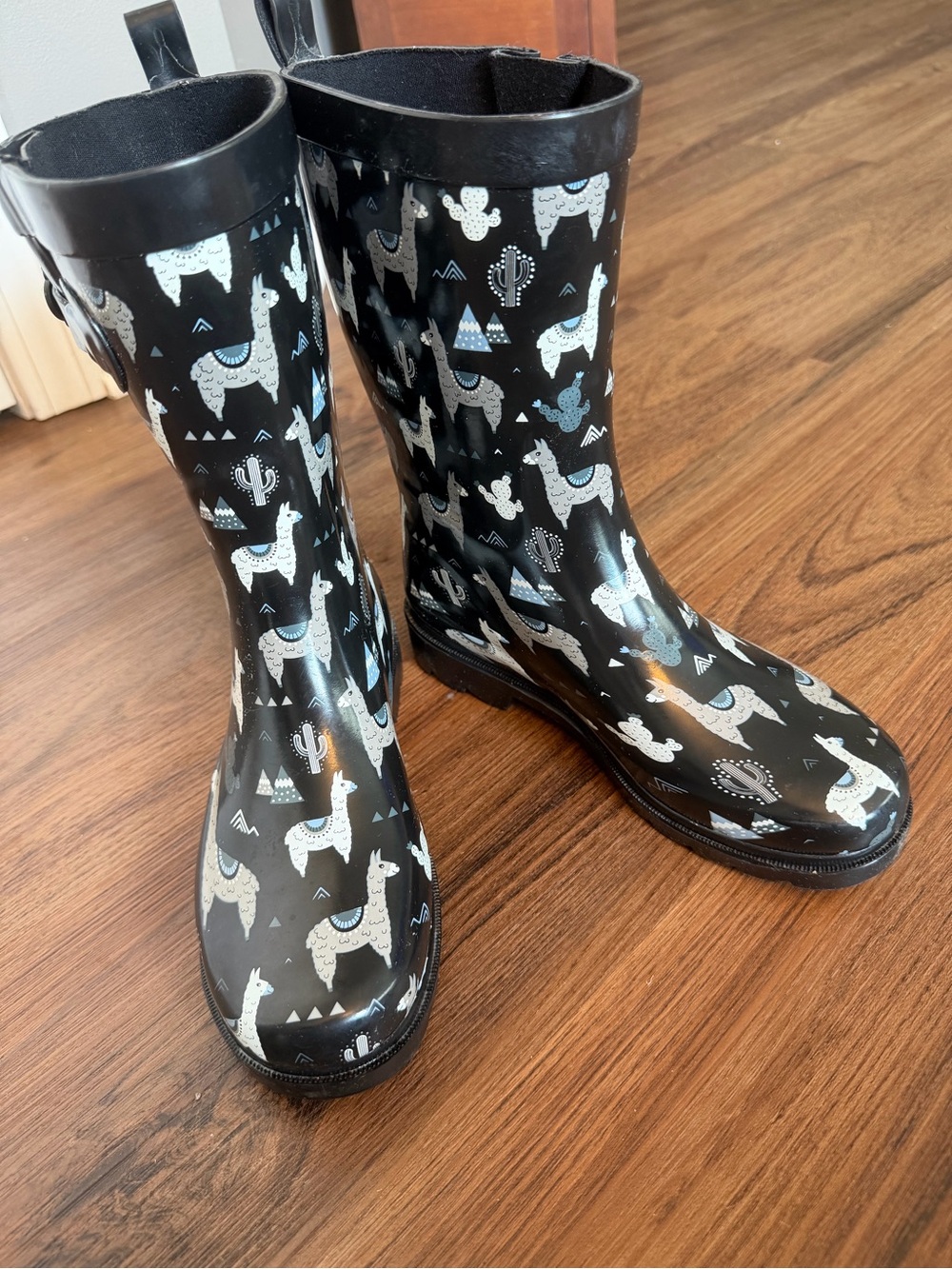 Capelli of New York Black Rain Boots with Llamas. Size 7